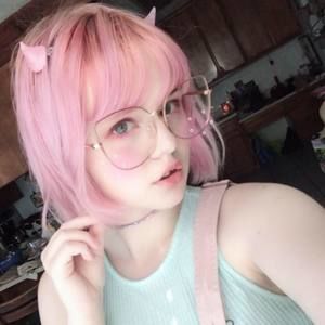 Meet your Posher, Serena storm